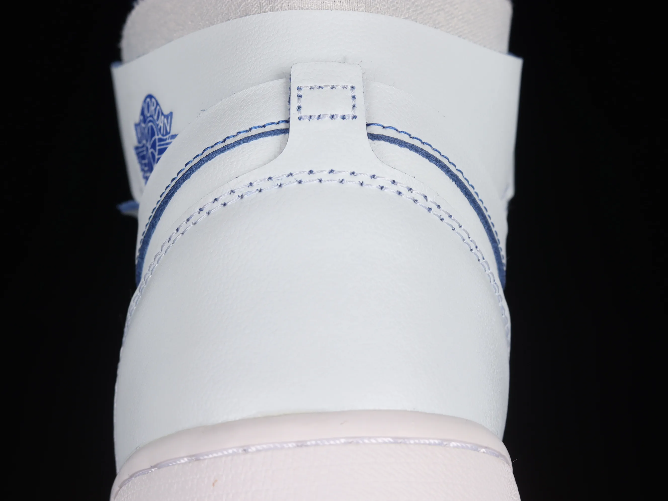 All categories Air Jordan Jordan series basketball shoes Air Jordan 1 High Air Jordan 1 Zoom CMFT "25 Years in China" AJ1 Joe 1 25th anniversary limited scratch-off high-top basketball shoes DX6036-111